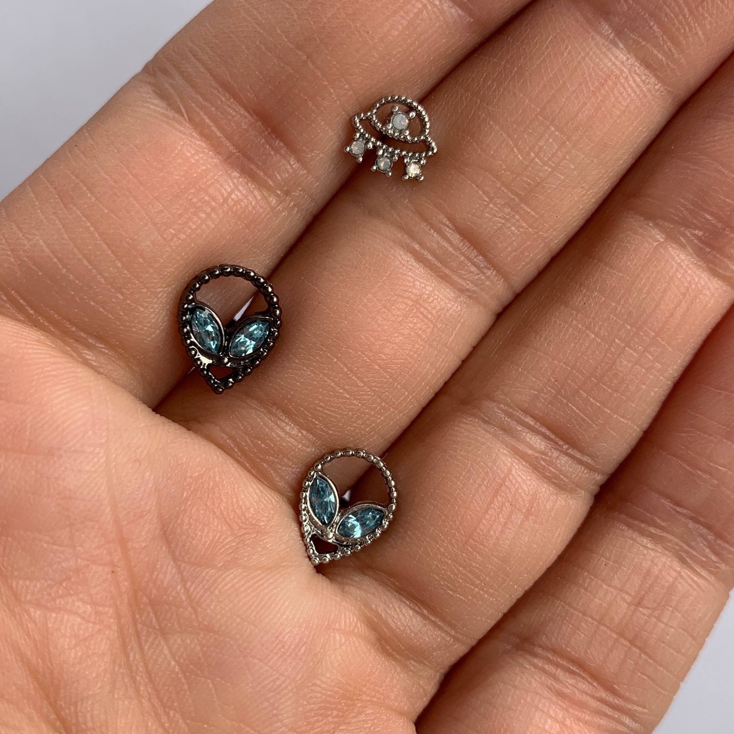 16G 5/16 Aqua Gem Alien Labret Monroe Tragus