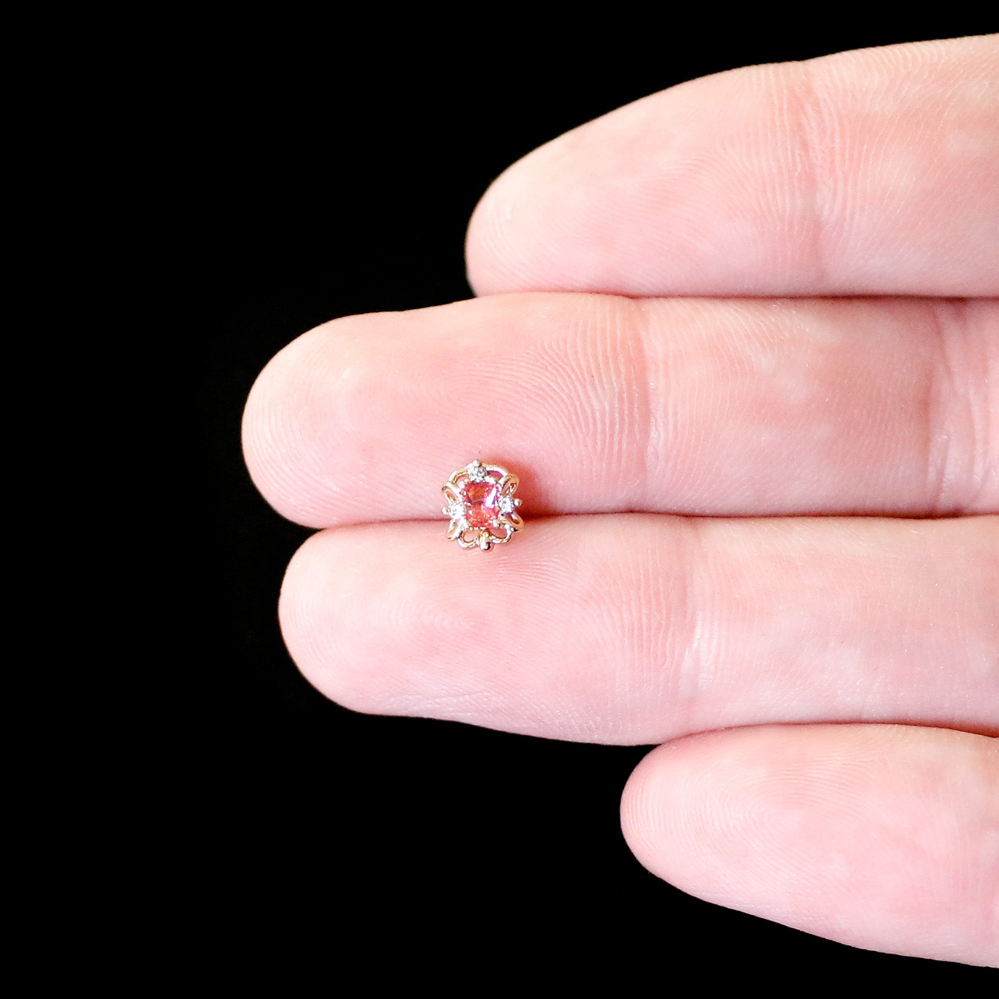 20G 7mm Red Gem Gold Tone Regal Escutcheon L Shape Nose Ring