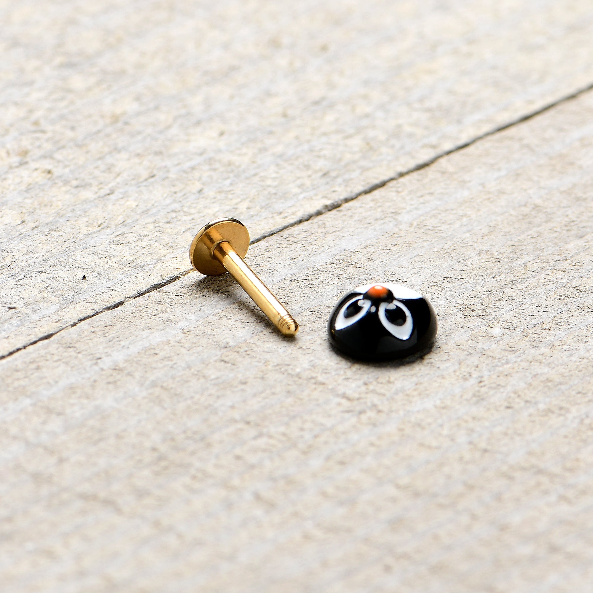 16G 5/16 Gold Hue Round Penguin Face Holiday Labret Monroe Tragus
