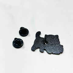 Mama Cat Carrying Kitten Enamel Pin – Cute Cat Lover Gift